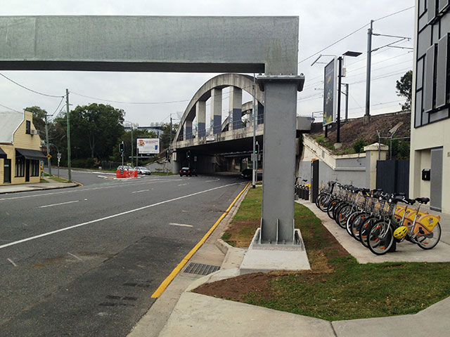Annerley-bridge-strike-protection--beam-installation-04