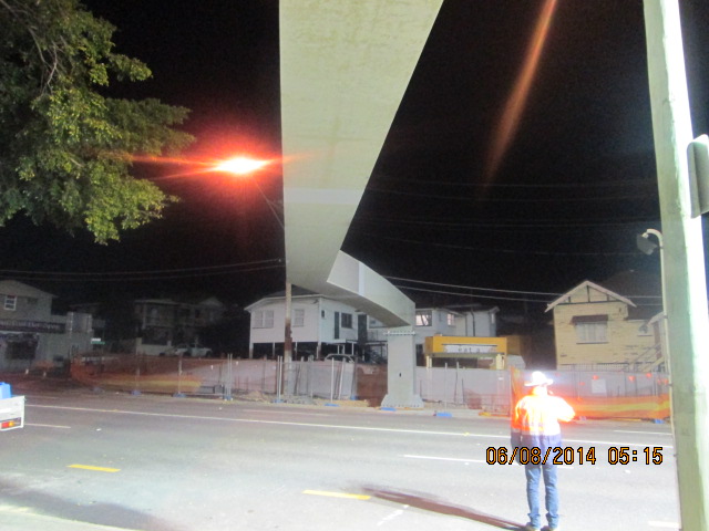 Annerley bridge strike protection beam installation 074